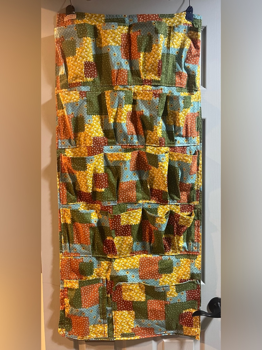 Handmade Patchwork Hanging Wall Organizer – 18 Pocket Storage Caddy